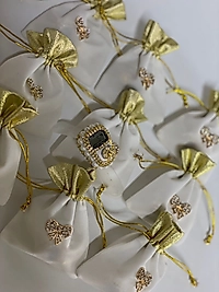 Kadife kese içinde taşlı zikirmatik karışık renk