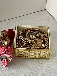 İnci tesbih taşlı zikirmatik hediye kutusunda