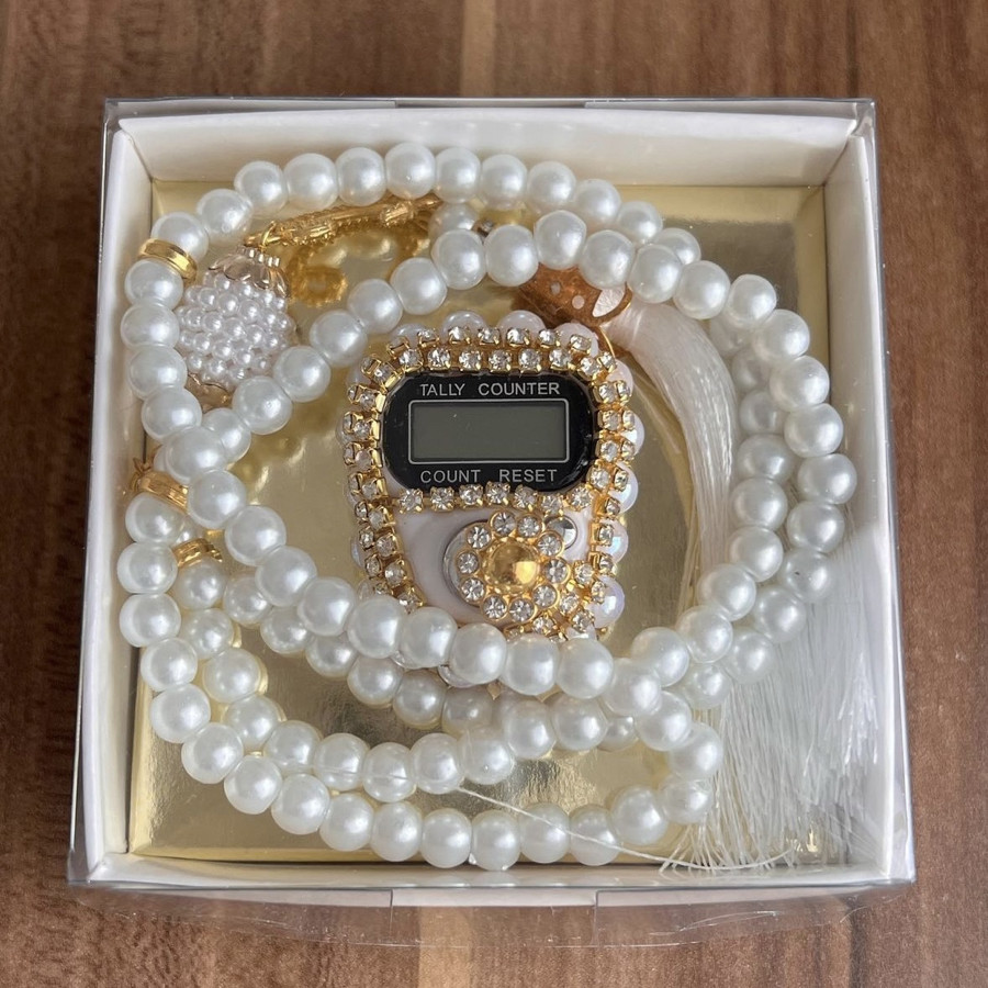 Hediye kutusunda taşlı zikirmatik ve inci Tesbih