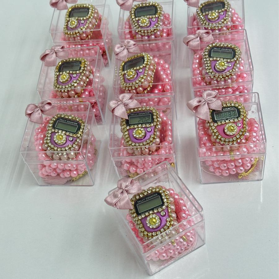 Özel tasarım hediye kutusunda taşlı zikirmatik ve inci tesbih